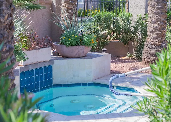 Modern Retreat In Ahwatukee Heated Pool Gym